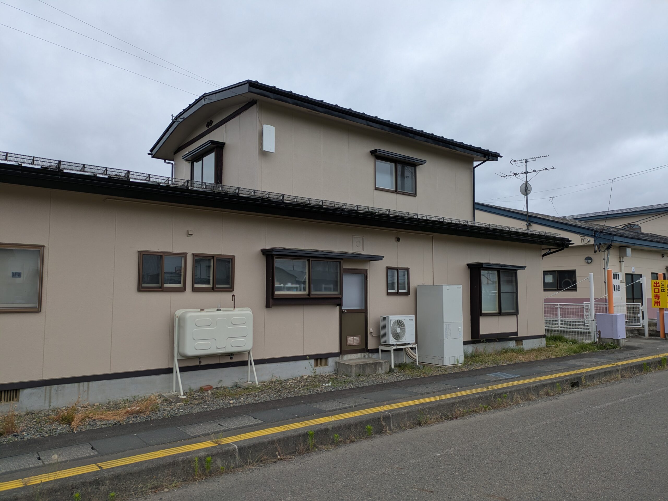 花巻市桜町 T様邸 外壁塗装・タイル補修工事 施工後